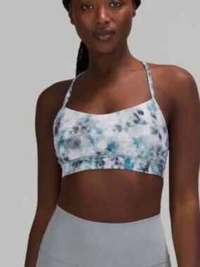 Lululemon Flow Y Bra
A-C Women’s Floral Blue-Gray Strappy Bra